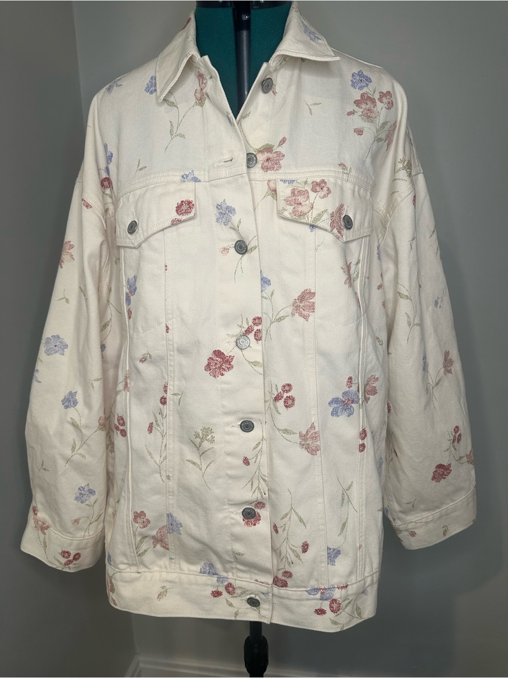 Old Navy Oversized Cream Floral Jean Jacket NWT